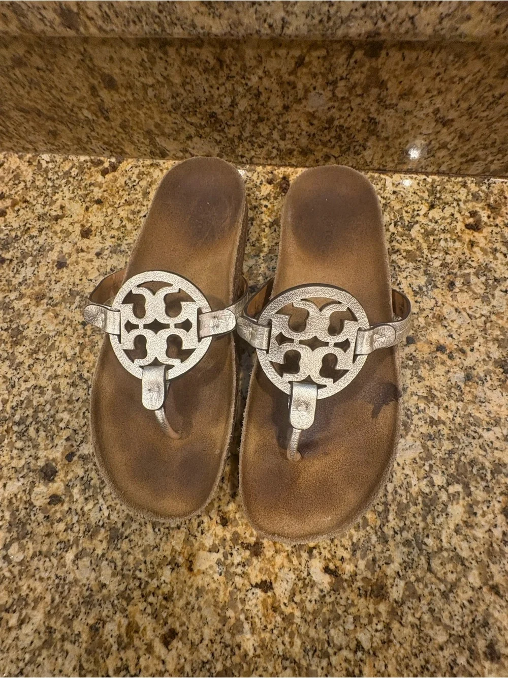 Tory Burch Miller Cloud Thong Sandals Leather Gold Metallic Natural Cork Size 9